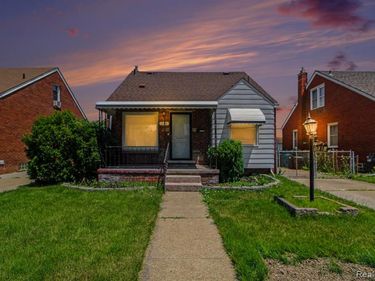 1548 Cleveland Avenue, Lincoln Park, MI 48146