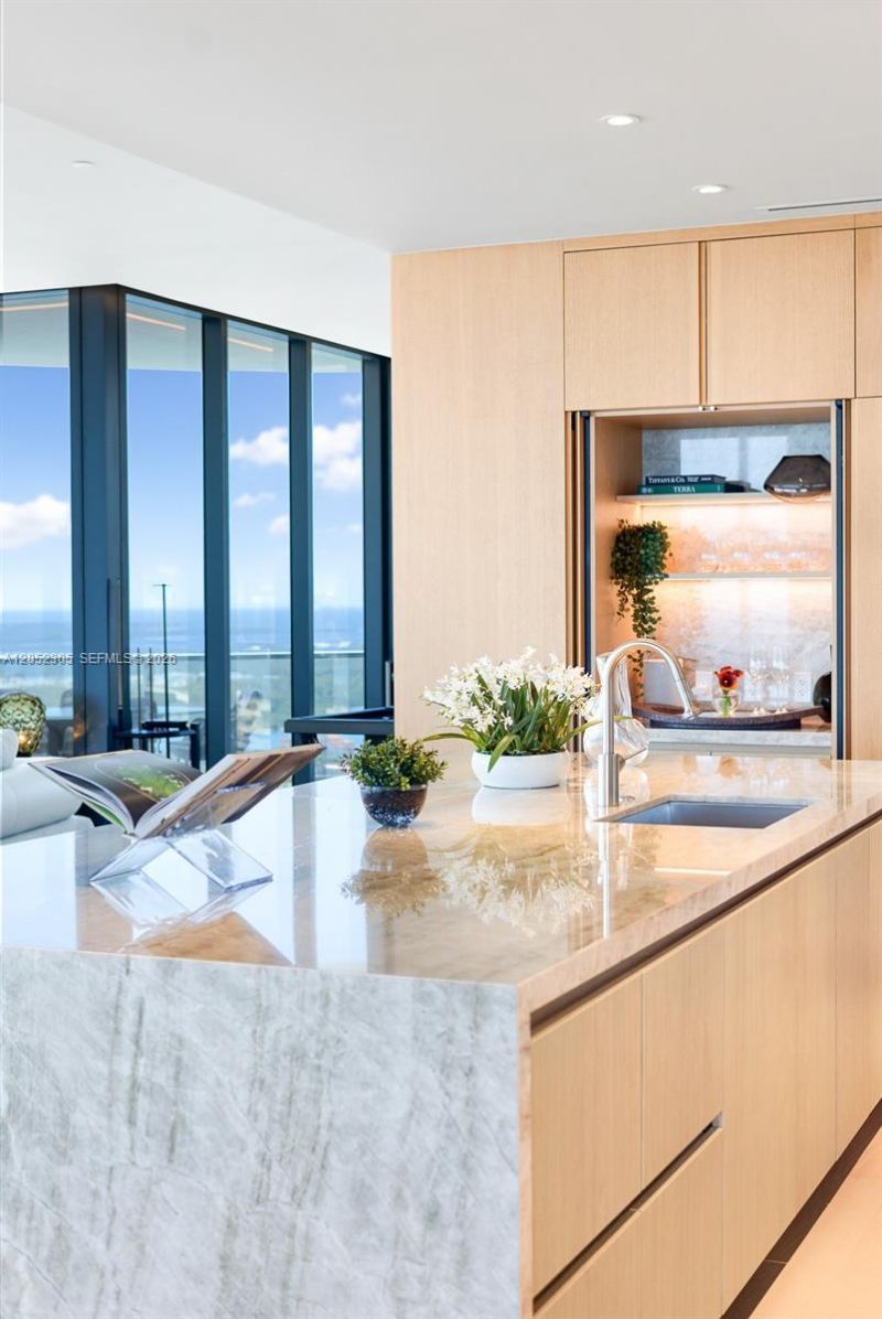 500 Alton , Unit PH4701, Miami Beach, FL 33139 Photo