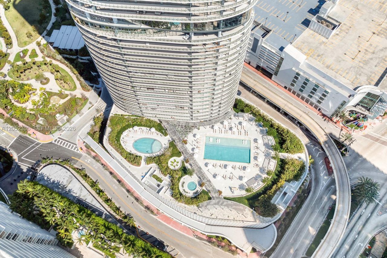 500 Alton , Unit PH4701, Miami Beach, FL 33139 Photo