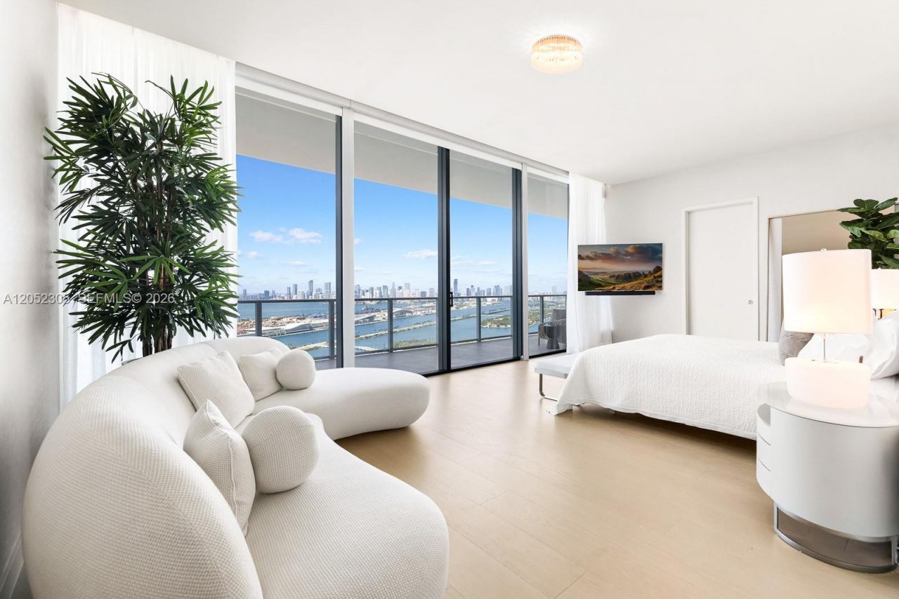500 Alton , Unit PH4701, Miami Beach, FL 33139 Photo