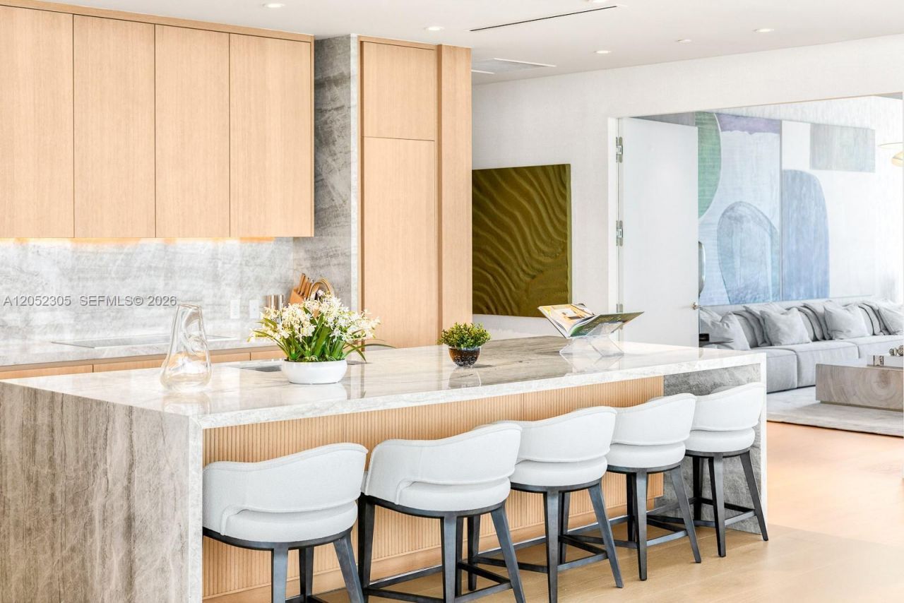 500 Alton , Unit PH4701, Miami Beach, FL 33139 Photo