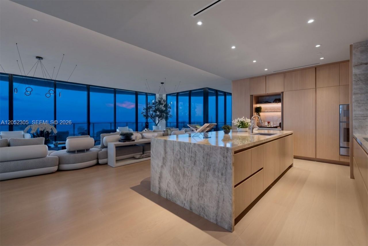 500 Alton , Unit PH4701, Miami Beach, FL 33139 Photo