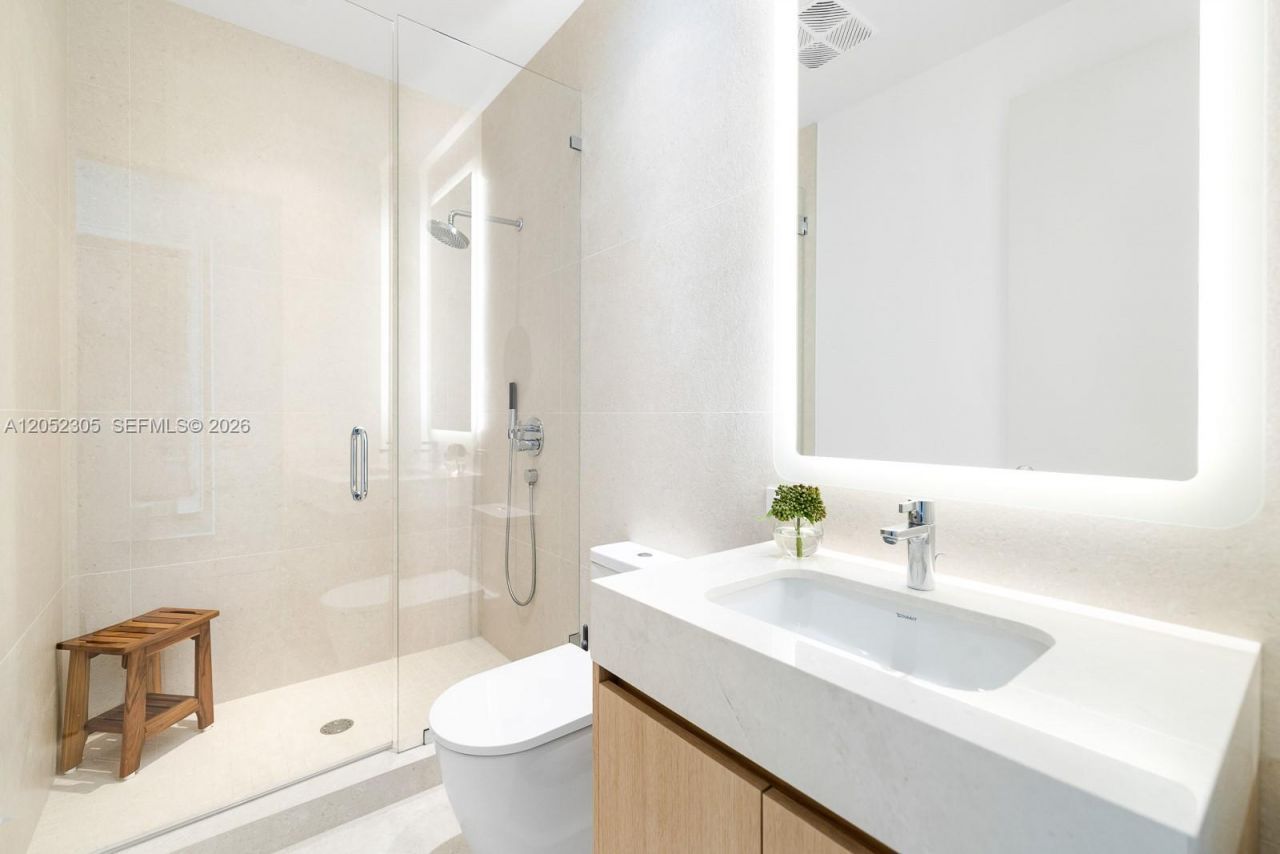 500 Alton , Unit PH4701, Miami Beach, FL 33139 Photo