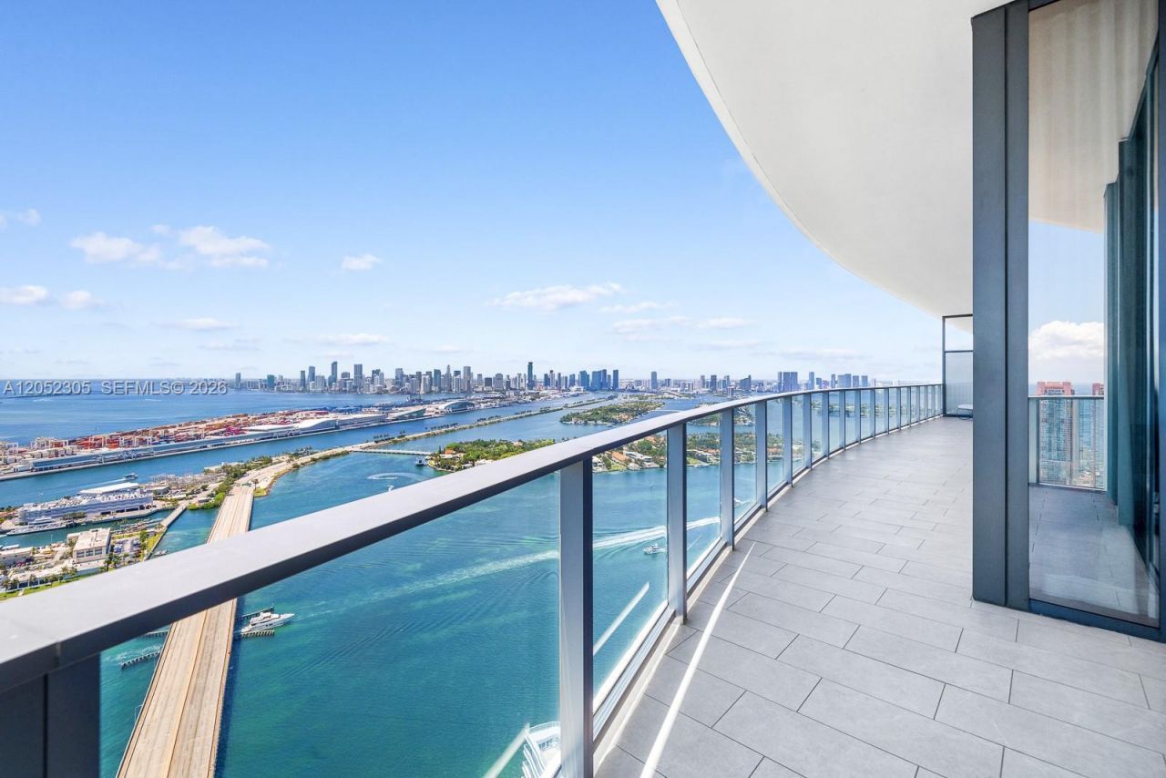 500 Alton , Unit PH4701, Miami Beach, FL 33139 Photo