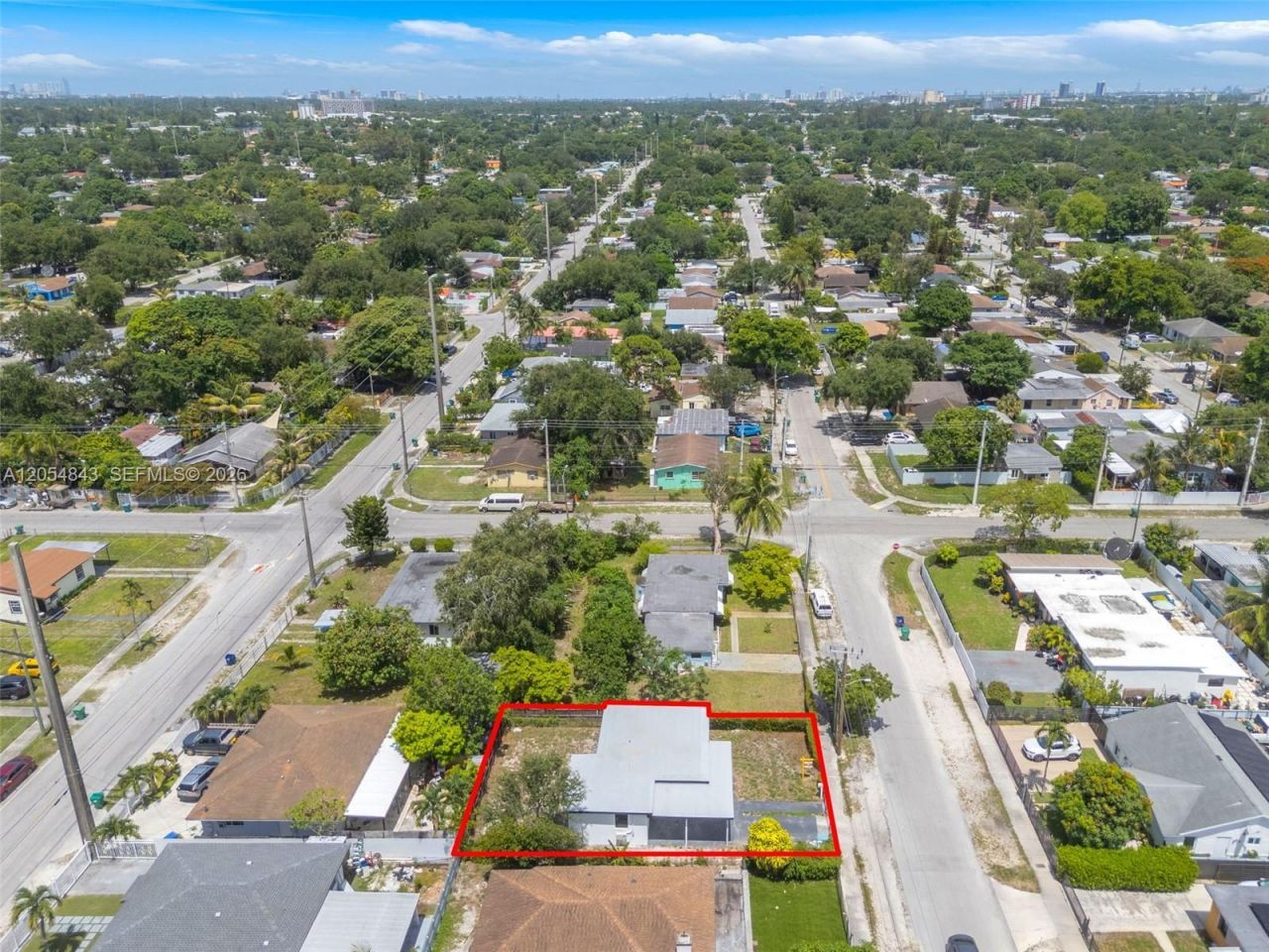 2121 NW 86th Ter, Miami, FL 33147 Photo