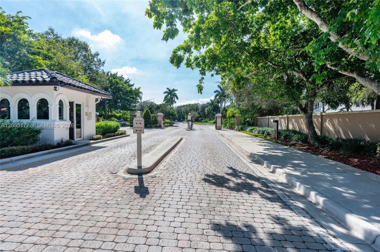 16840 SW 1st Mnr , Unit 16840, Pembroke Pines, FL 33027 Photo