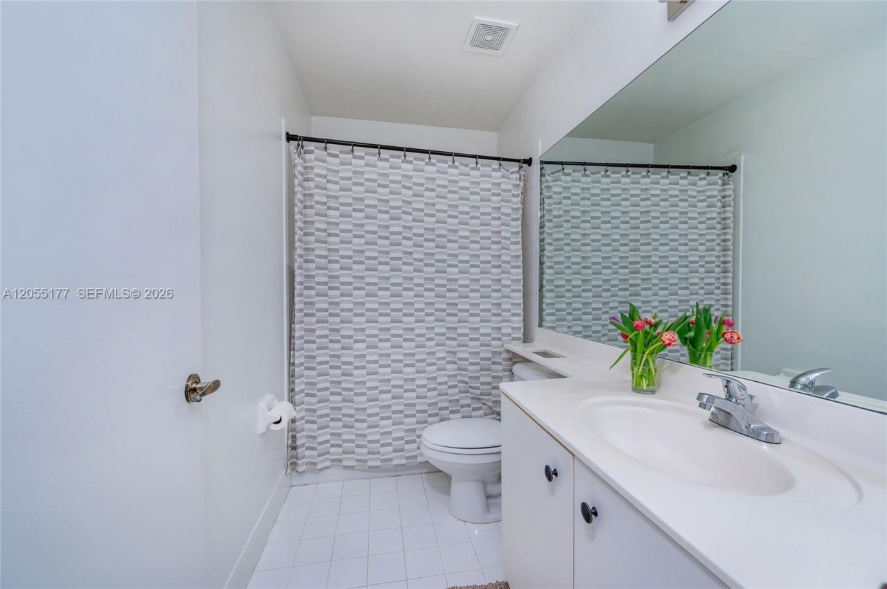 16840 SW 1st Mnr , Unit 16840, Pembroke Pines, FL 33027 Photo