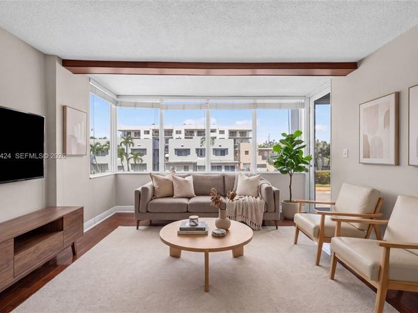 8233 Harding Ave , Unit 208, Miami Beach, FL 33141