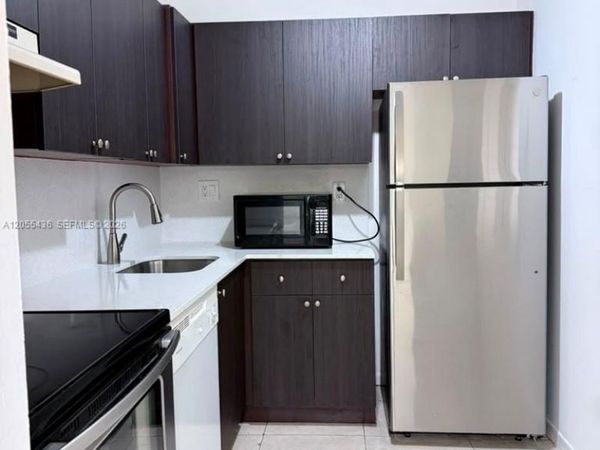 7090 NW 179th St , Unit 107, Hialeah, FL 33015