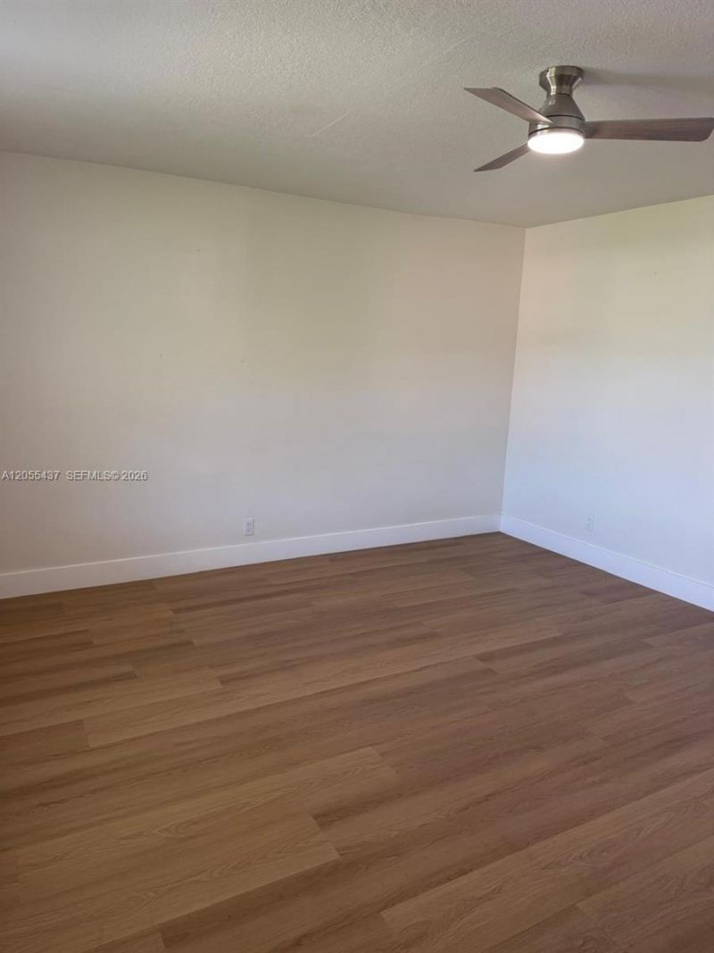 101 SE 4th Ave , Unit 6, Hallandale Beach, FL 33009 Photo