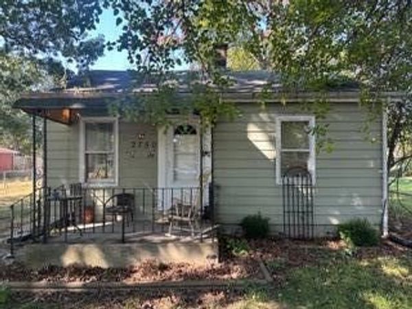 2750 Greene Street , Lake Station, IN 46405