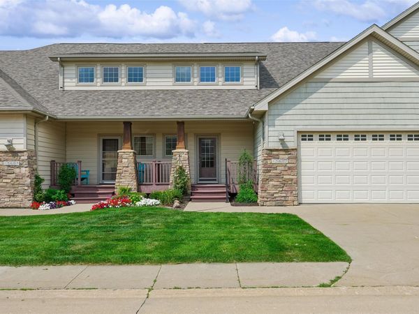 15607 Monroe Court, Urbandale, IA 50323
