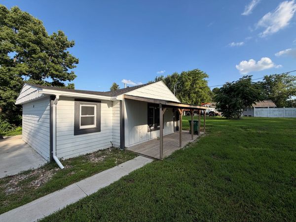 4245 NW 11th Street , Des Moines, IA 50313