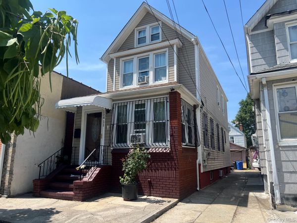 104-11 95th Avenue , Ozone Park, NY 11416
