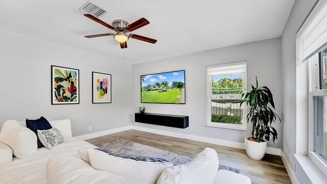 722 SW 28th Avenue, Boynton Beach, FL 33435 Photo
