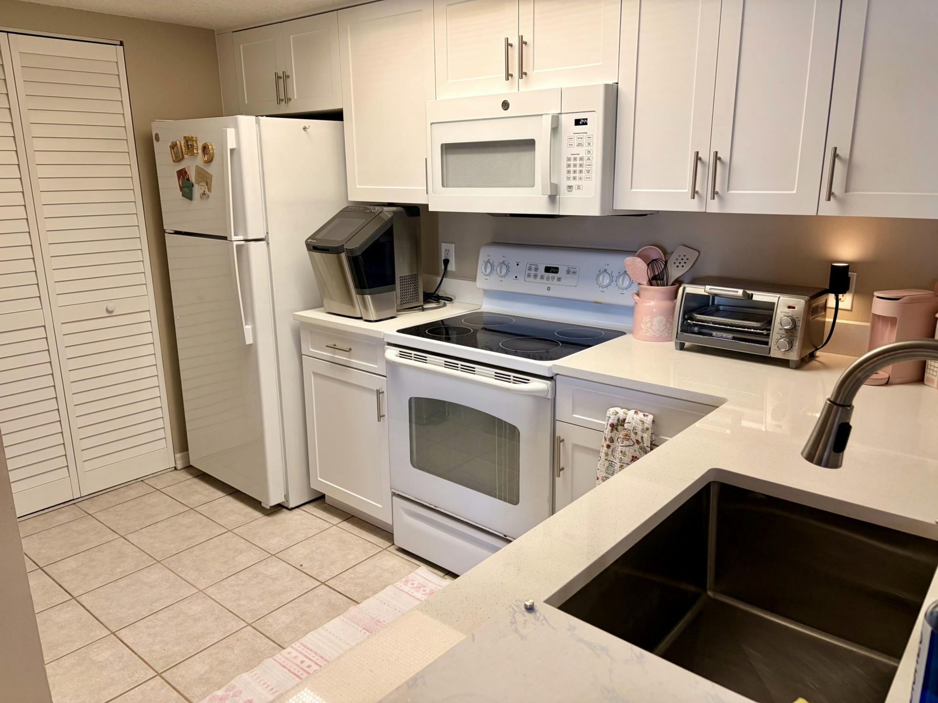 5035 Wiles Road, Unit 104, Coconut Creek, FL 33073 Photo