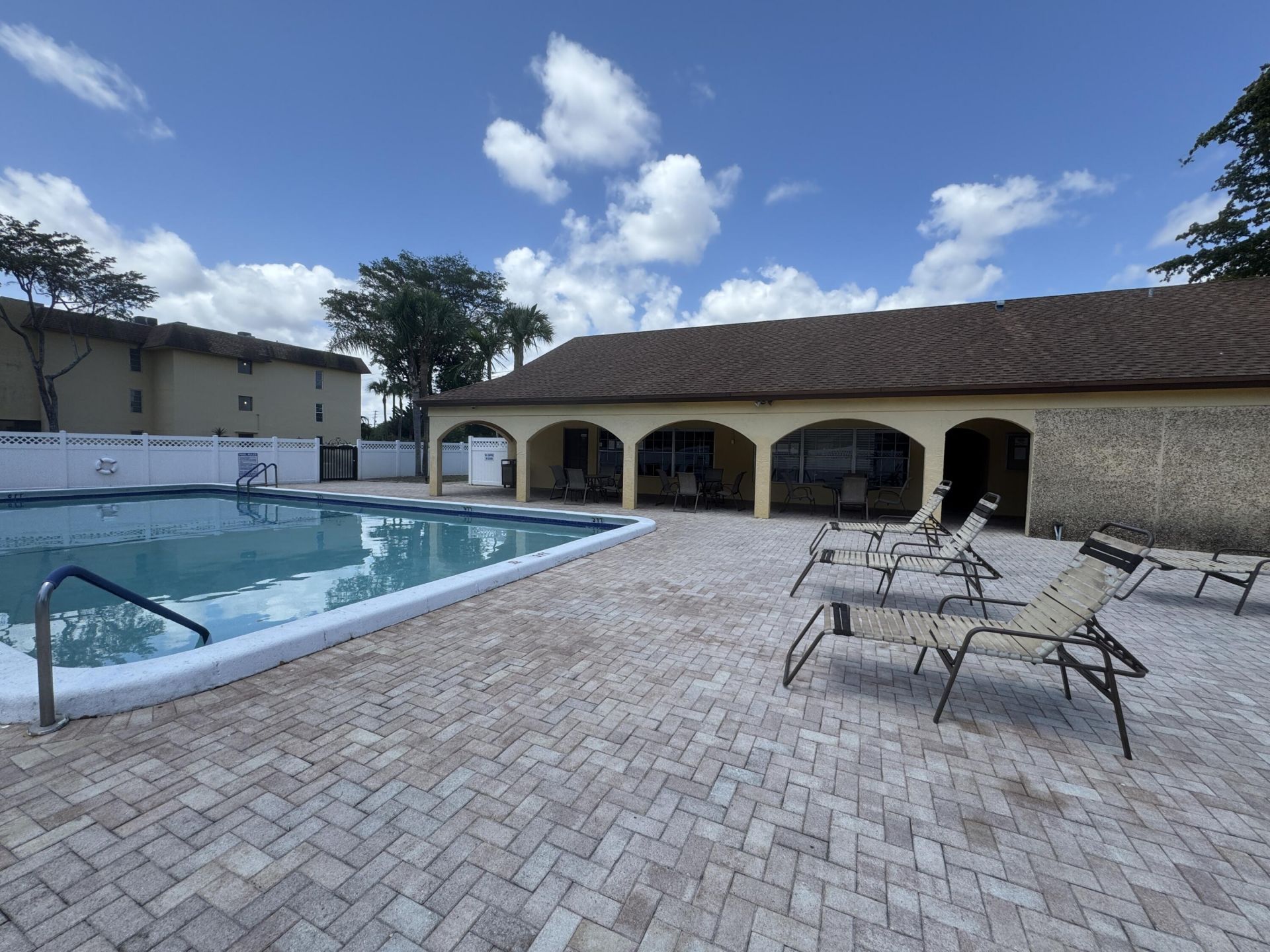 450 NW 20th Street, Boca Raton, FL 33431 Photo