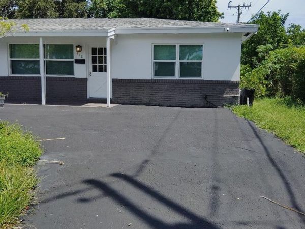 828 PROSPERITY FARMS Road, North Palm Beach, FL 33408