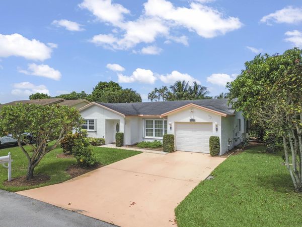 6387 Summer Sky Lane, Greenacres, FL 33463