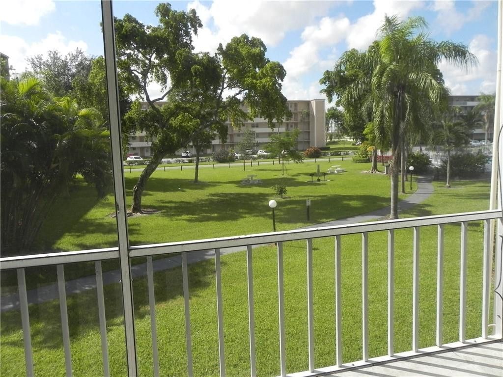 4650 Washington Street, Unit 207, Hollywood, FL 33021 Photo