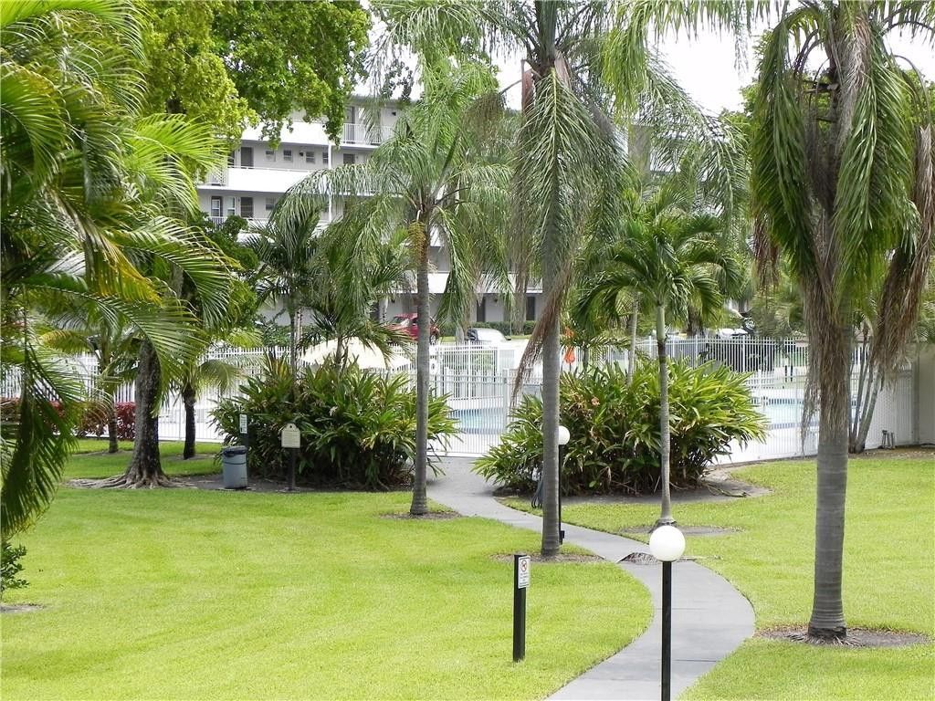 4650 Washington Street, Unit 207, Hollywood, FL 33021 Photo