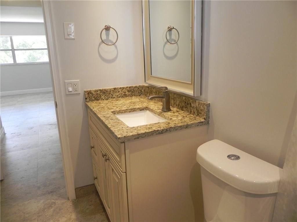 4650 Washington Street, Unit 207, Hollywood, FL 33021 Photo