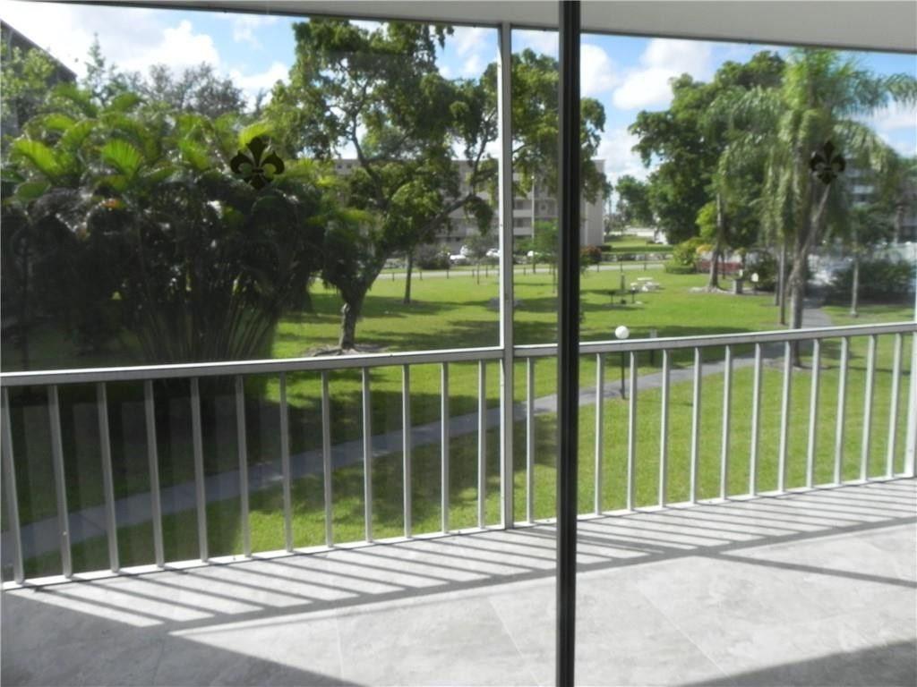 4650 Washington Street, Unit 207, Hollywood, FL 33021 Photo