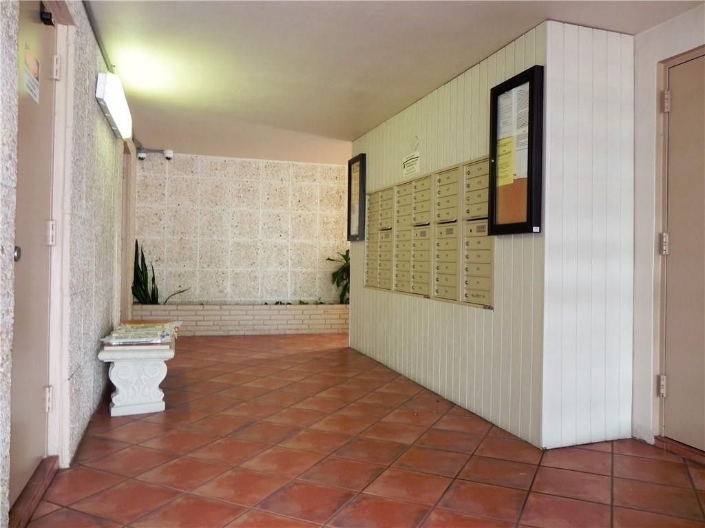 4650 Washington Street, Unit 207, Hollywood, FL 33021 Photo