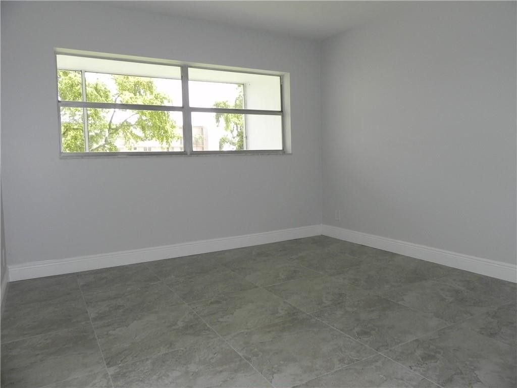 4650 Washington Street, Unit 207, Hollywood, FL 33021 Photo