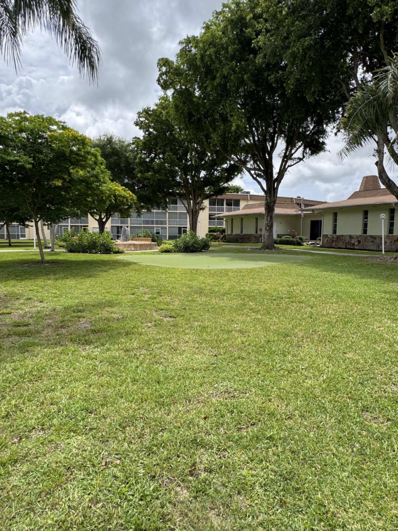 700 Village Green Court, Unit 221, Palm Springs, FL 33461 Photo