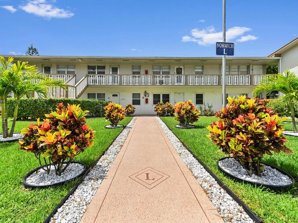 270 Norwich L, West Palm Beach, FL 33417