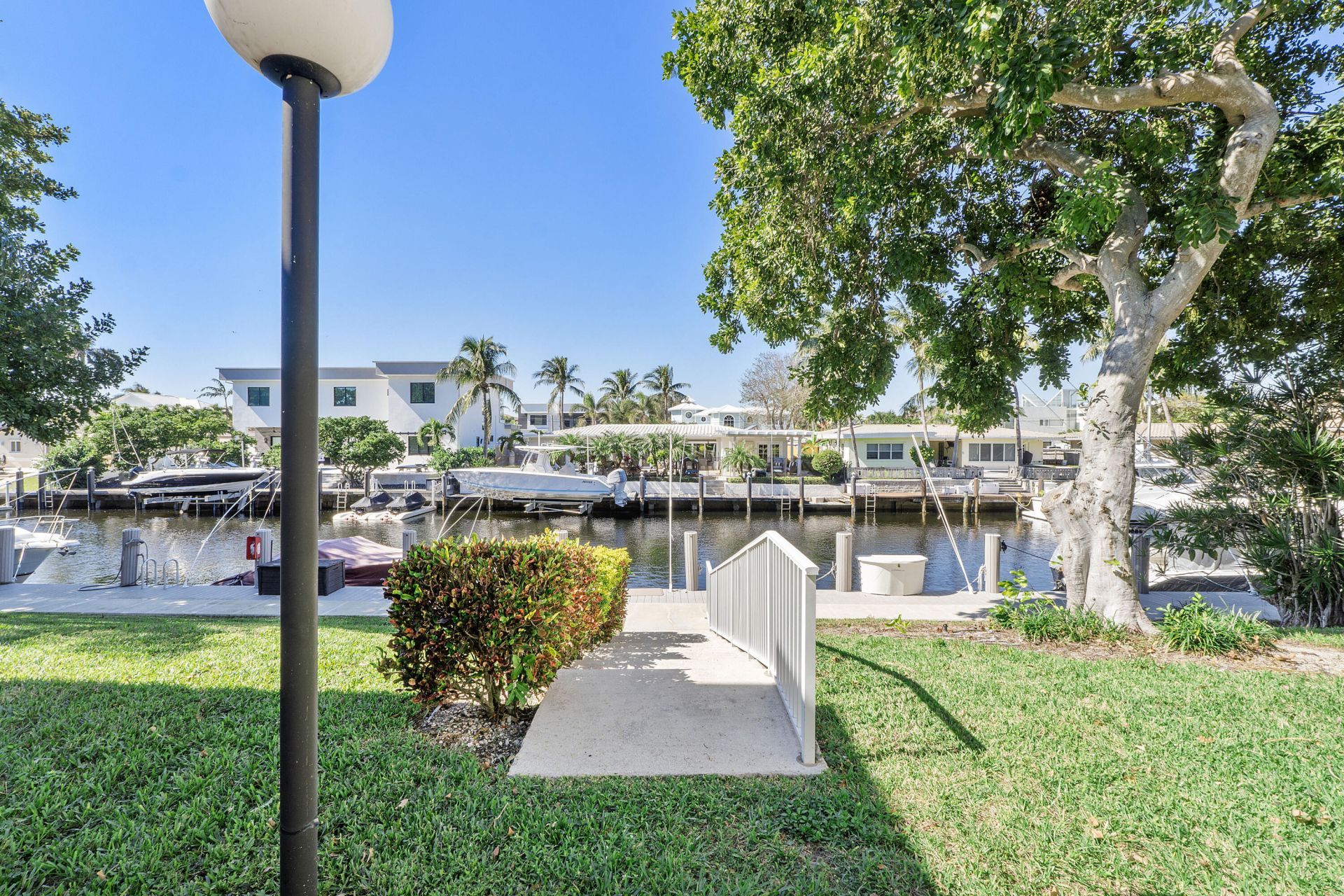 3000 NE 48th Court, Unit 402, Lighthouse Point, FL 33064 Photo