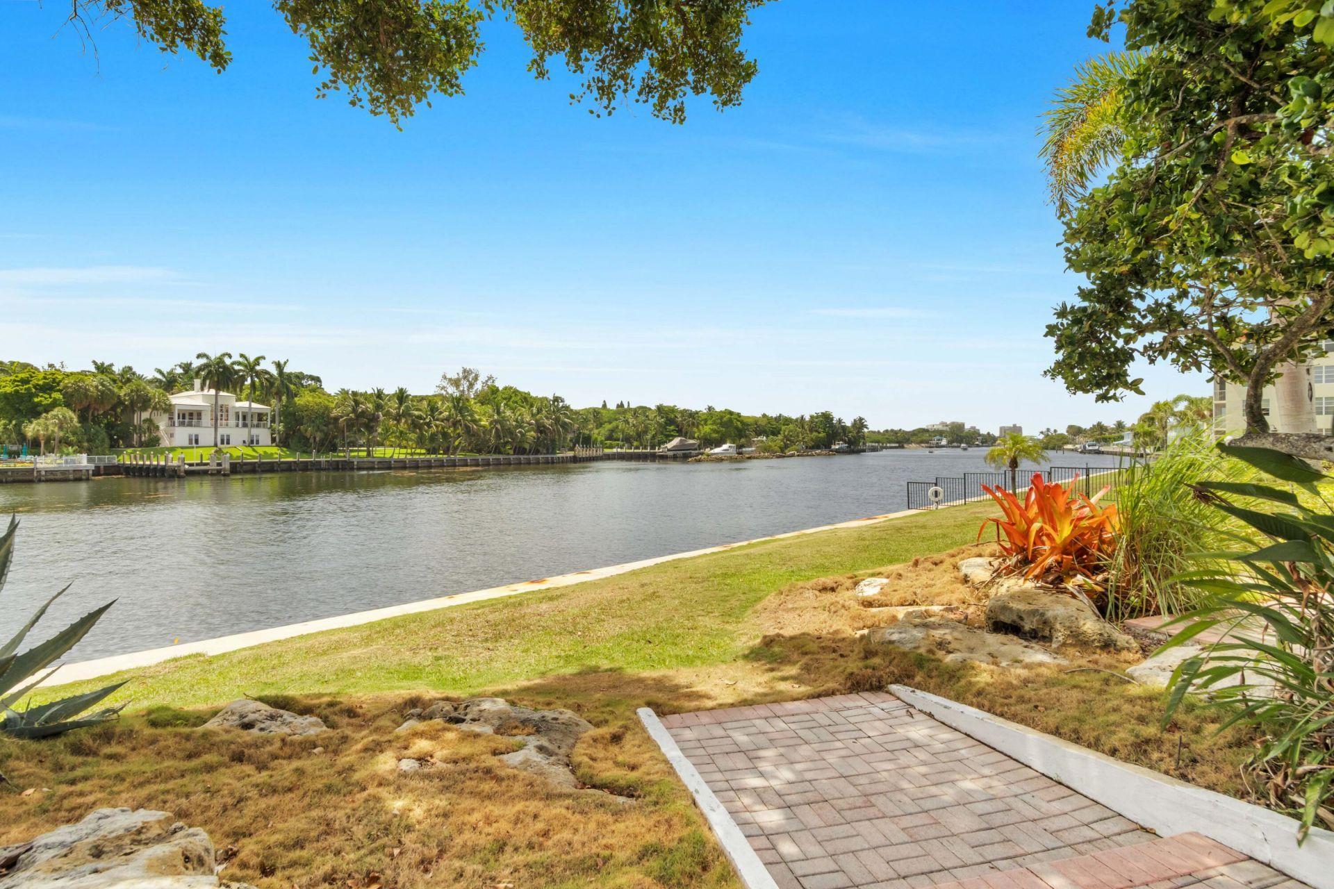 3000 NE 48th Court, Unit 402, Lighthouse Point, FL 33064 Photo