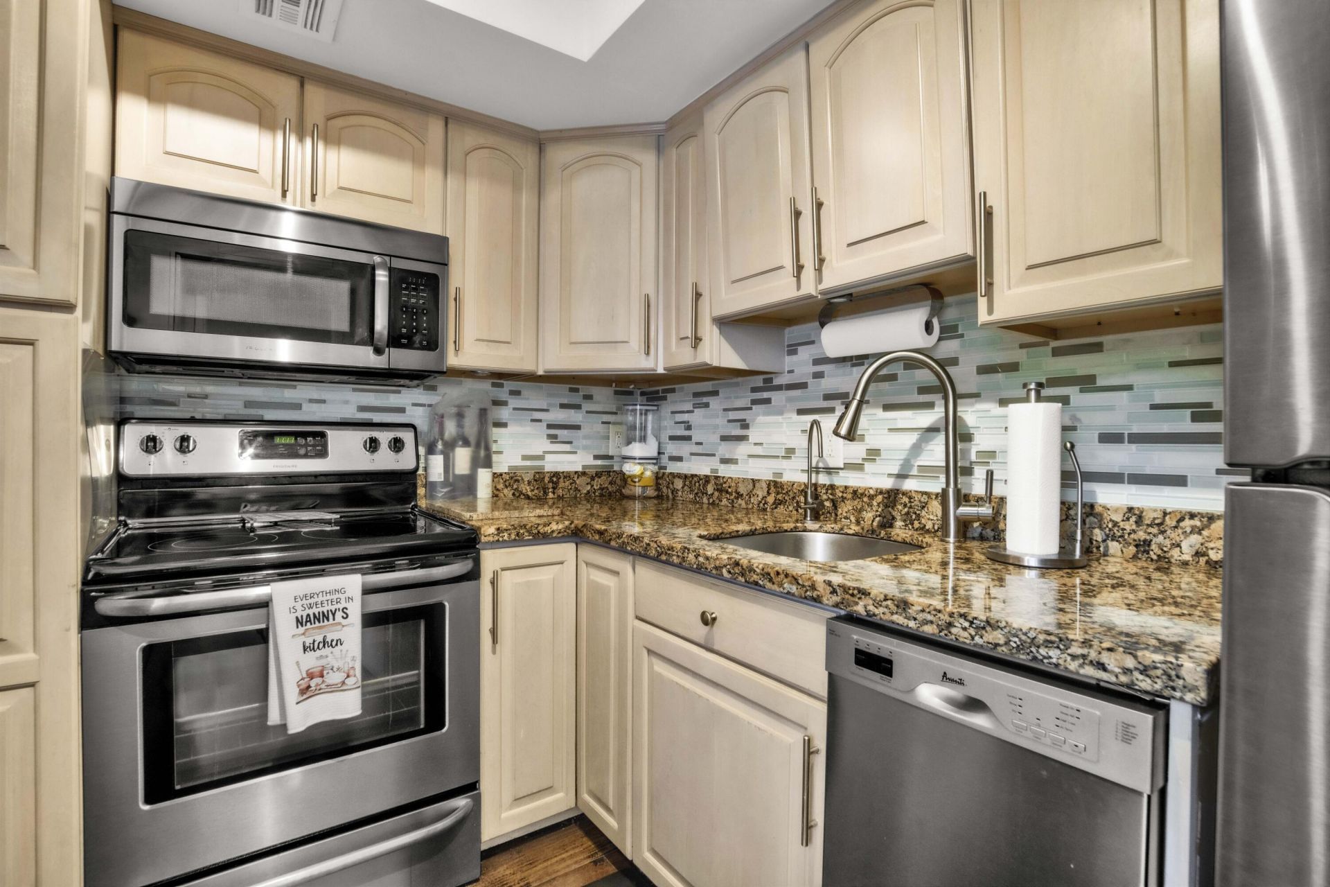3000 NE 48th Court, Unit 402, Lighthouse Point, FL 33064 Photo