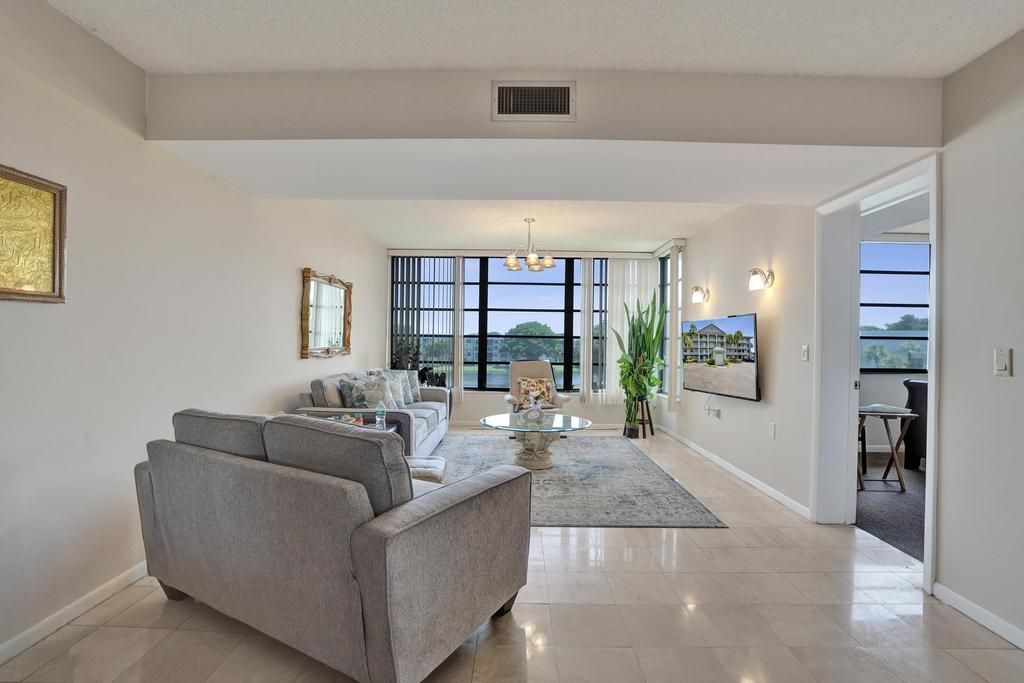 1524 Whitehall Drive, Unit 406, Davie, FL 33324 Photo
