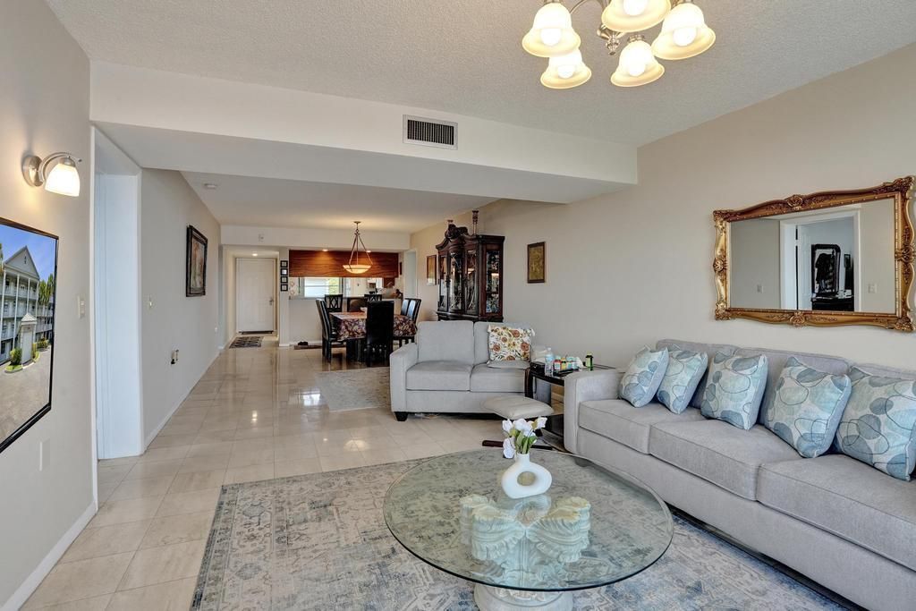 1524 Whitehall Drive, Unit 406, Davie, FL 33324 Photo