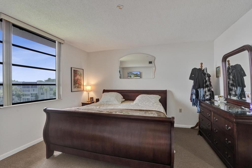 1524 Whitehall Drive, Unit 406, Davie, FL 33324 Photo