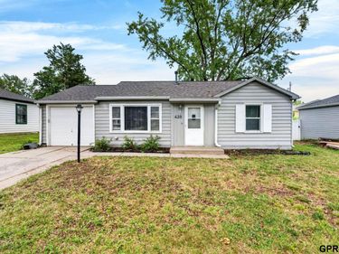 420 S 46th Street, Lincoln, NE 68510
