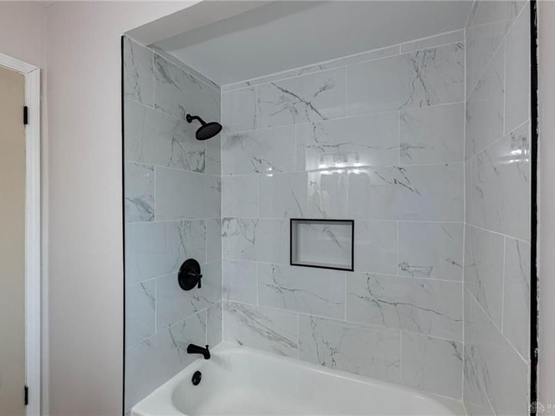 2803 Westbrook Drive, Cincinnati, OH 45211 Photo 16