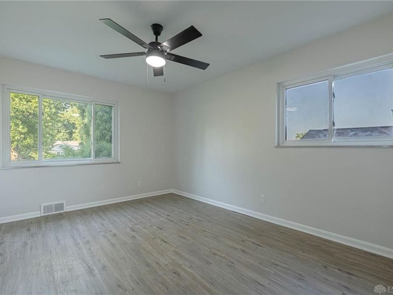 2803 Westbrook Drive, Cincinnati, OH 45211 Photo 17