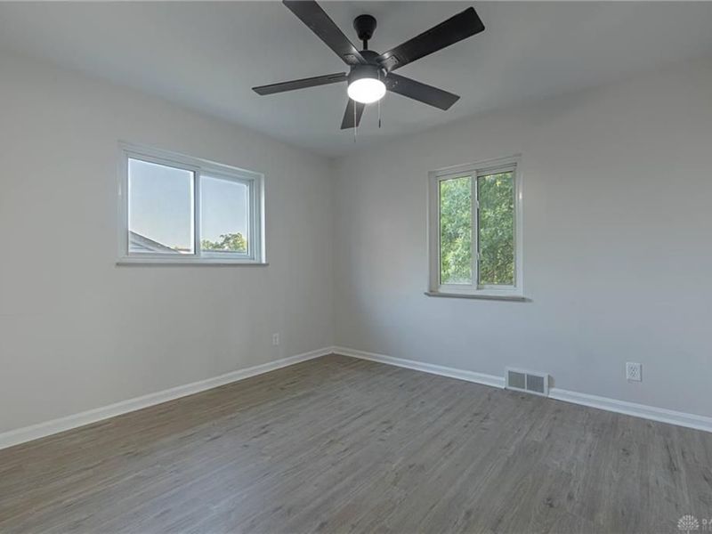 2803 Westbrook Drive, Cincinnati, OH 45211 Photo 19