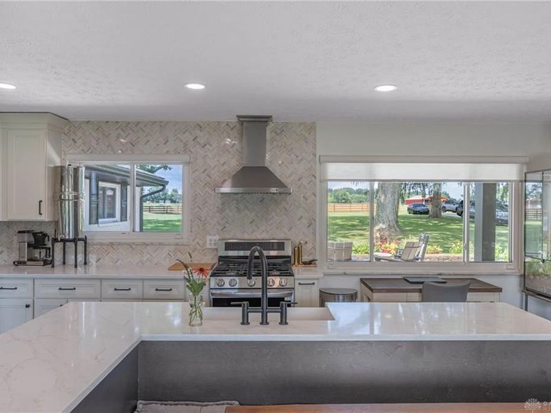 3385 Middle Run Road, Sugarcreek Township, OH 45068 Photo 17