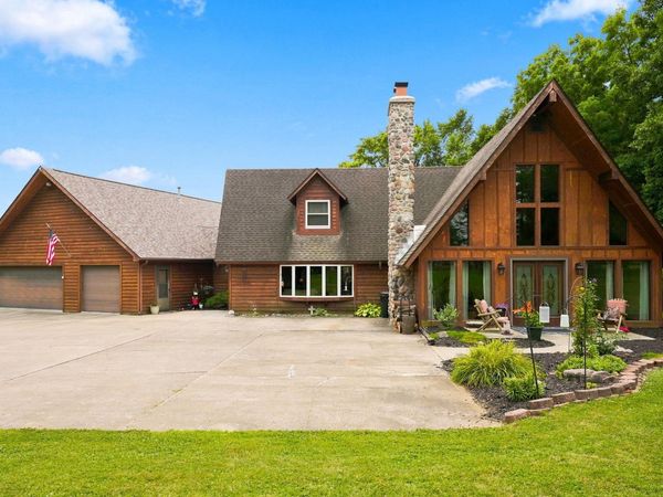 4123 W 100 Road, Huntington, IN 46750