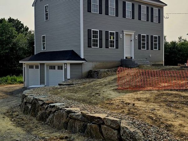 43 North Main Street, Freetown, MA 02702