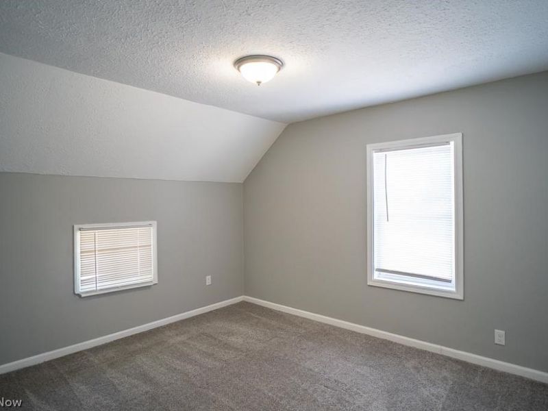 2250 4th Street SW, Akron, OH 44314 Photo 15