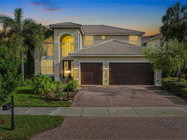 1841 Senegal Date DR, NAPLES, FL 34119