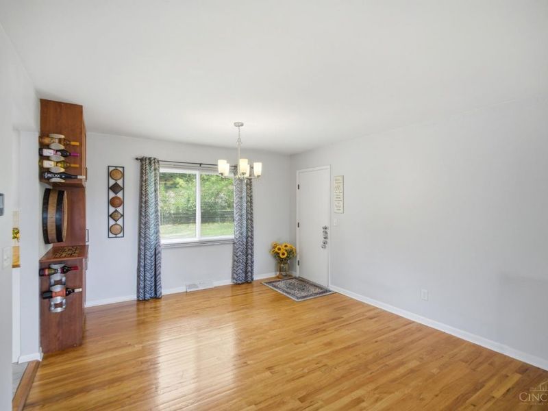 12175 Bath Court, Sharonville, OH 45241 Photo 10