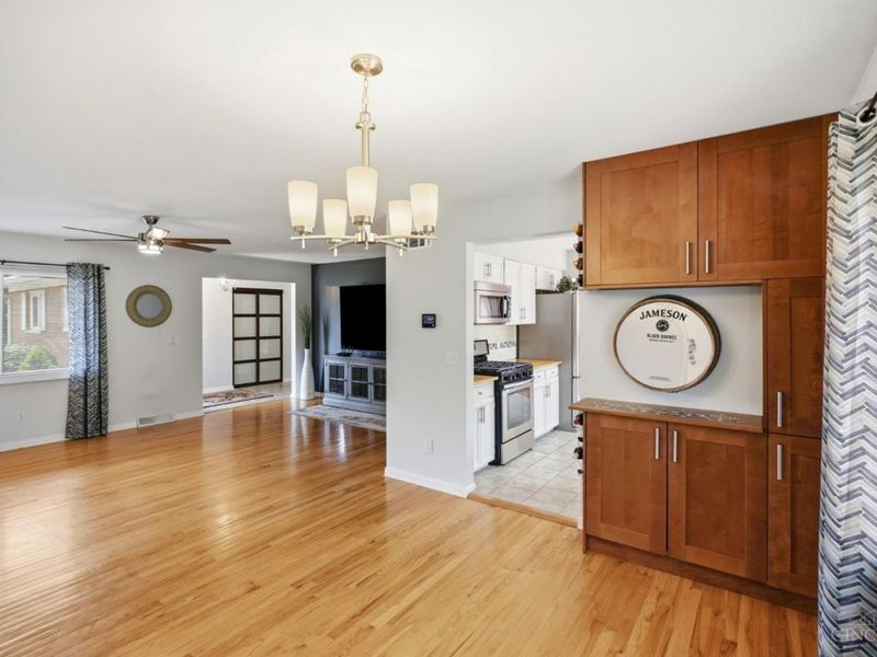 12175 Bath Court, Sharonville, OH 45241 Photo 11