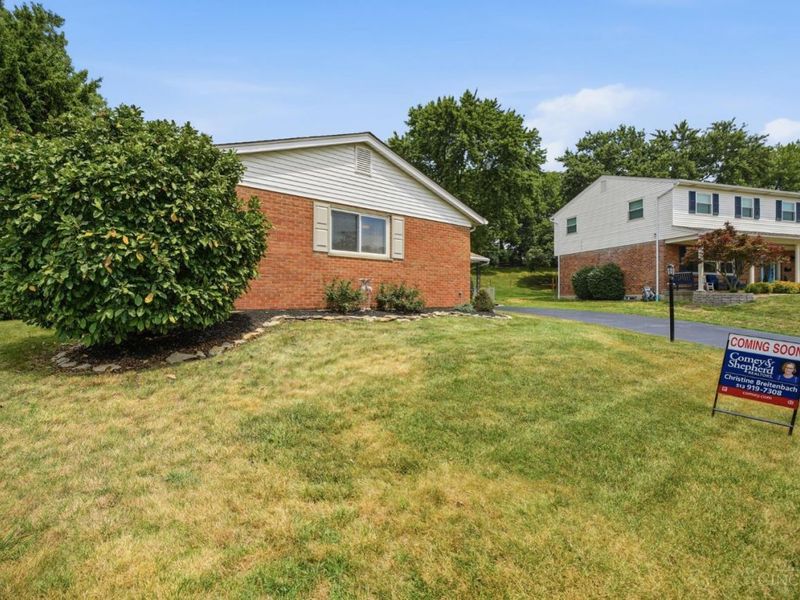 12175 Bath Court, Sharonville, OH 45241 Photo 4