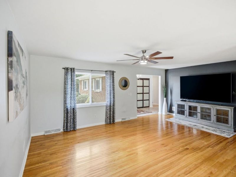 12175 Bath Court, Sharonville, OH 45241 Photo 5